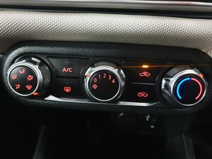 Nissan Micra 1.0 Micra Acenta 5dr