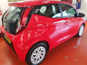 Toyota AYGO 1.0 VVT-i x-play Euro 6 5dr (Safety Sense)