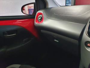 Toyota AYGO 1.0 VVT-i x-play Euro 6 5dr (Safety Sense)