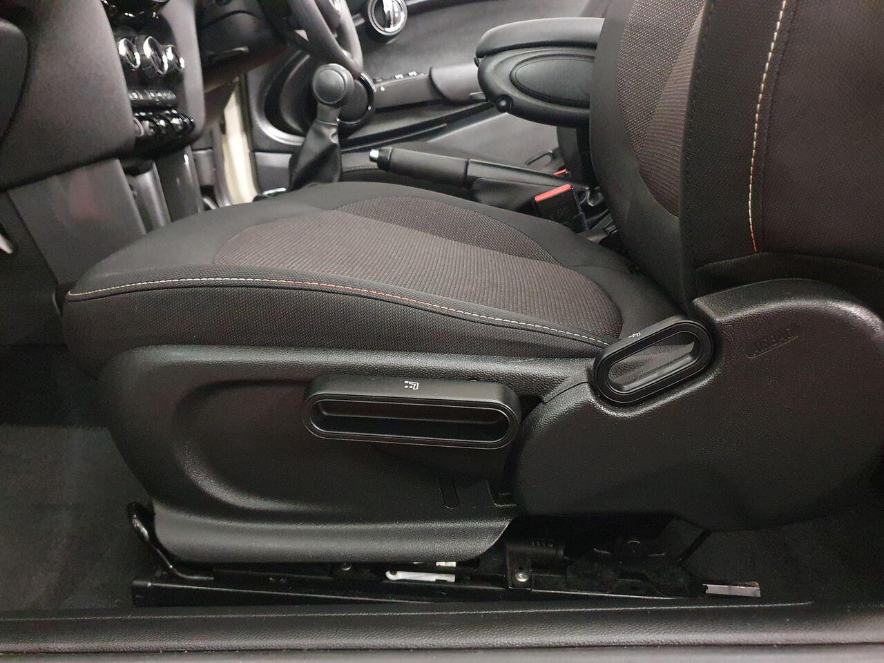 MINI Convertible 1.5 Cooper Classic EURO 6 (s/s) 2dr