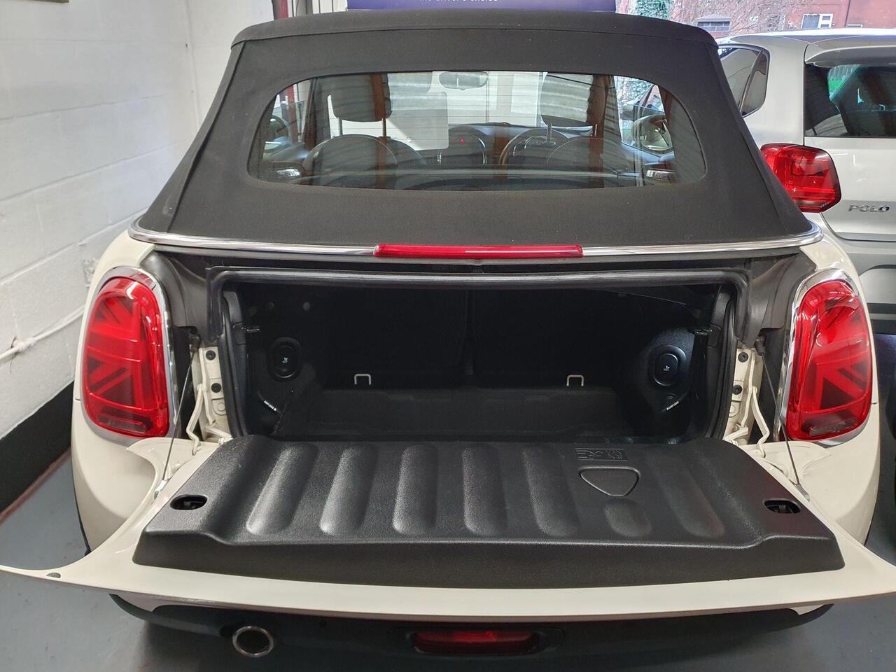 MINI Convertible 1.5 Cooper Classic EURO 6 (s/s) 2dr