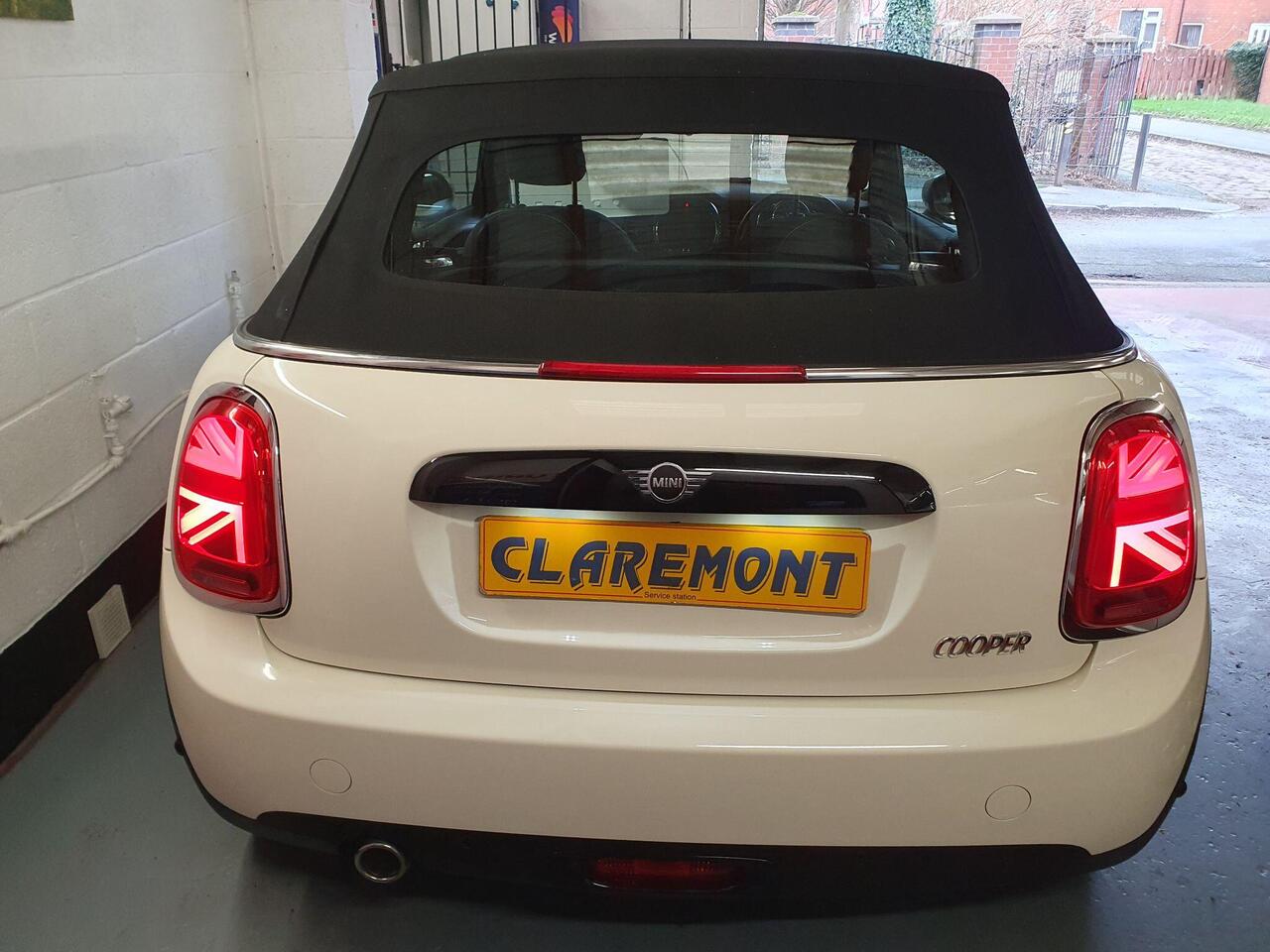 MINI Convertible 1.5 Cooper Classic EURO 6 (s/s) 2dr