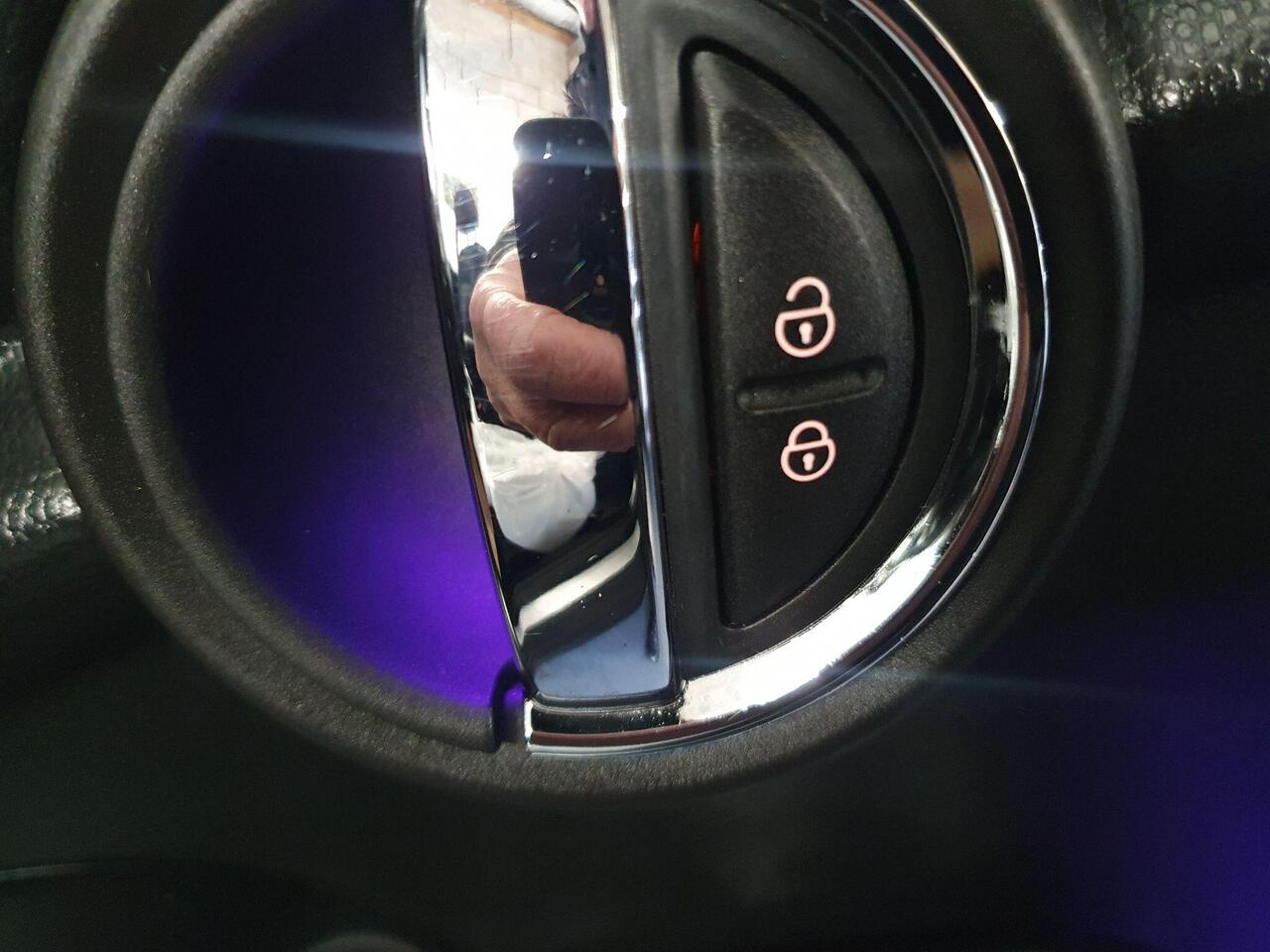 MINI Convertible 1.5 Cooper Classic EURO 6 (s/s) 2dr