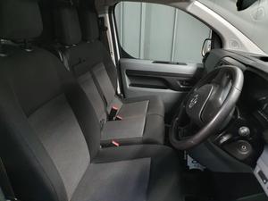 Vauxhall Vivaro 1.5 Turbo D 2900 Sportive L2 H1 Euro 6 (s/s) 6dr