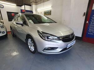 Vauxhall Astra 1.6 CDTI ecoTEC BlueInjection Design EURO 6 (s/s) 5dr