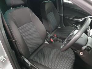 Vauxhall Astra 1.6 CDTI ecoTEC BlueInjection Design EURO 6 (s/s) 5dr