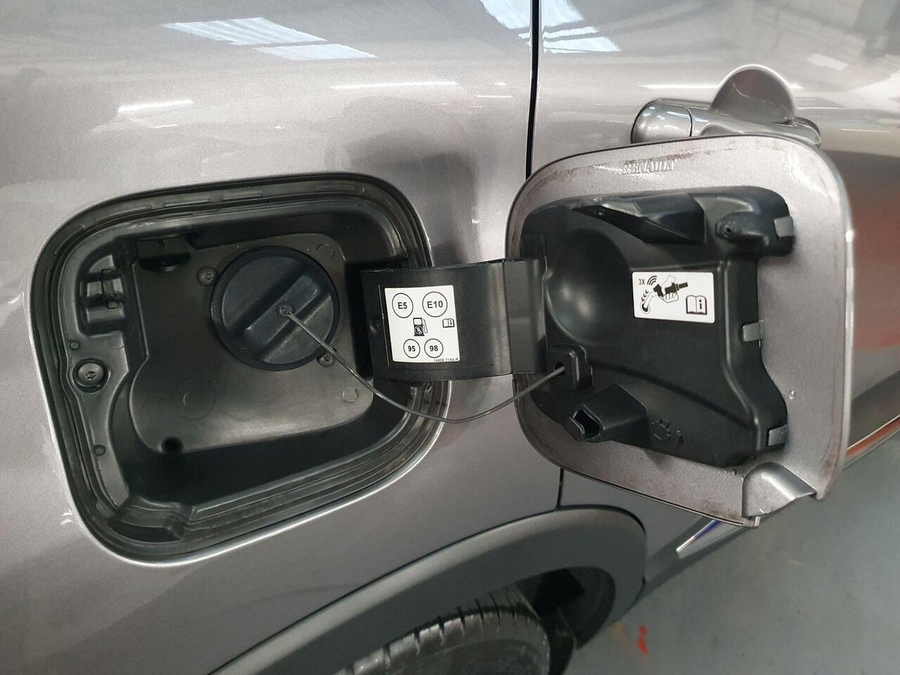 Renault Captur 0.9 TCE ENERGY GT LINE EURO 6 (s/s) 5dr