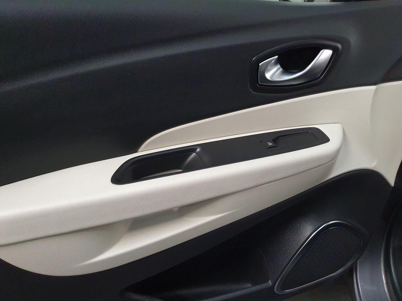 Renault Captur 0.9 TCE ENERGY GT LINE EURO 6 (s/s) 5dr