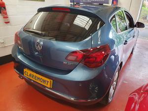 Vauxhall Astra 2.0 CDTi ecoFLEX SRi Euro 5 (s/s) 5dr