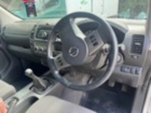 Nissan Navara 2.5 Navara Double CAB Outlaw DCI 5dr