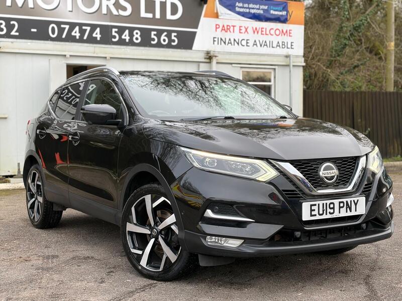 Nissan Qashqai 1.3 DIG-T Tekna EURO 6 (s/s) 5dr