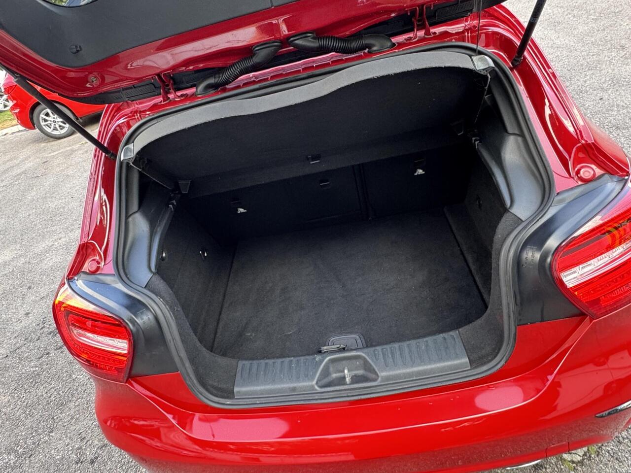 Mercedes-Benz A Class 1.5 A180 CDI AMG Sport EURO 5 (s/s) 5dr