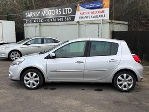 Renault Clio 1.5 DCI Privilege TomTom EURO 5 5dr