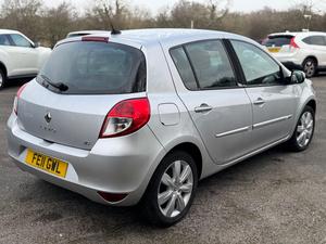 Renault Clio 1.5 DCI Privilege TomTom EURO 5 5dr