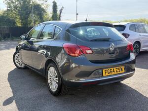 Vauxhall Astra 1.6 CDTI ecoFLEX Excite EURO 6 (s/s) 5dr