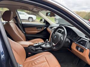 BMW 3 Series 2.0 320D Luxury AUTO xDrive EURO 5 (s/s) 4dr