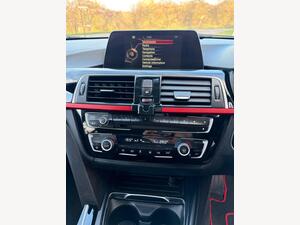 BMW 3 Series 1.5 318I Sport Touring EURO 6 (s/s) 5dr