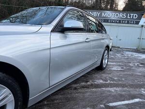 BMW 3 Series 1.5 318I Sport Touring EURO 6 (s/s) 5dr