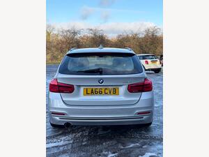 BMW 3 Series 1.5 318I Sport Touring EURO 6 (s/s) 5dr
