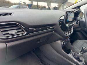 Ford Fiesta 1.0T EcoBoost Zetec EURO 6 (s/s) 3dr