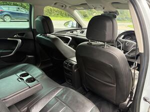 Vauxhall Insignia 2.0 CDTI Elite NAV Sports Tourer AUTO EURO 5 5dr