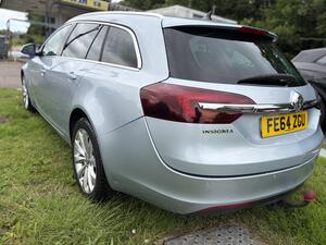 Vauxhall Insignia 2.0 CDTI Elite NAV Sports Tourer AUTO EURO 5 5dr