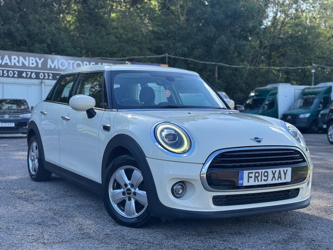 MINI Hatch 1.5 Cooper Classic Steptronic EURO 6 (s/s) 5dr