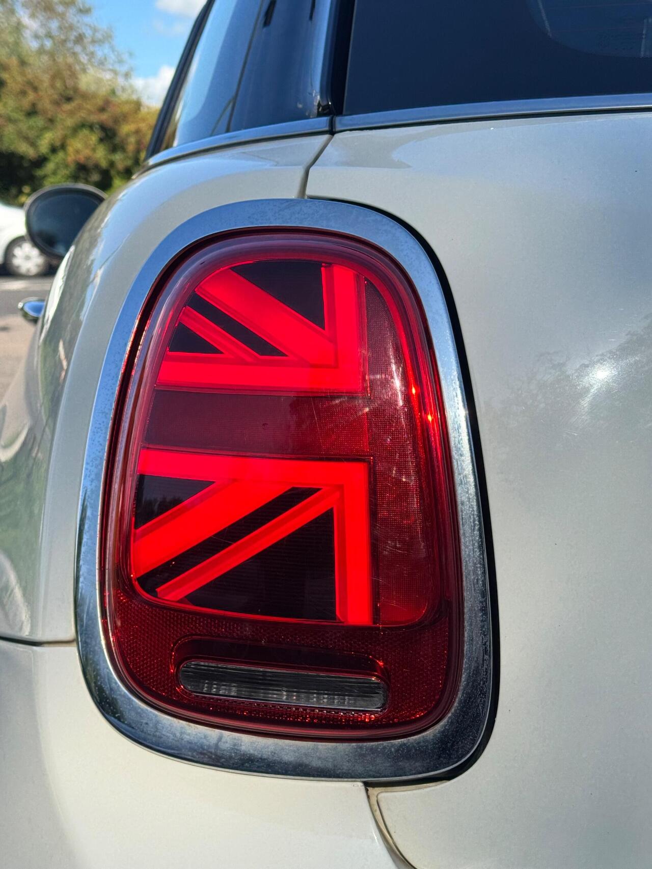 MINI Hatch 1.5 Cooper Classic Steptronic EURO 6 (s/s) 5dr