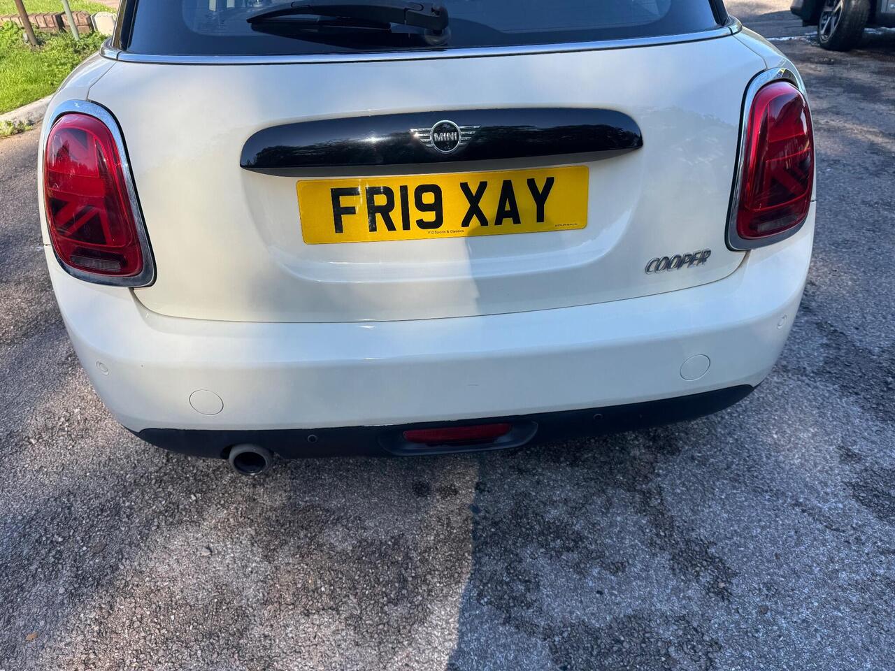 MINI Hatch 1.5 Cooper Classic Steptronic EURO 6 (s/s) 5dr