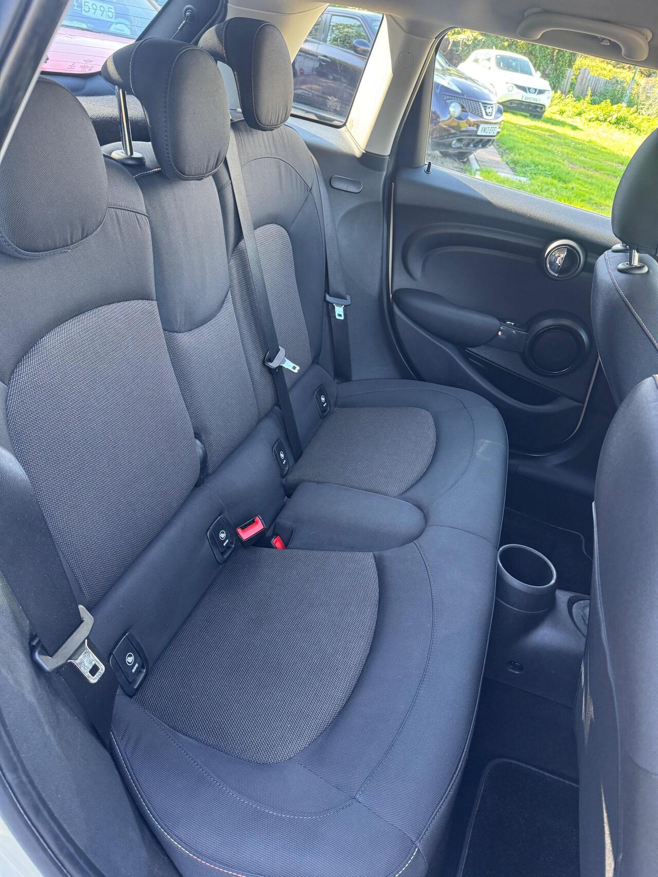 MINI Hatch 1.5 Cooper Classic Steptronic EURO 6 (s/s) 5dr