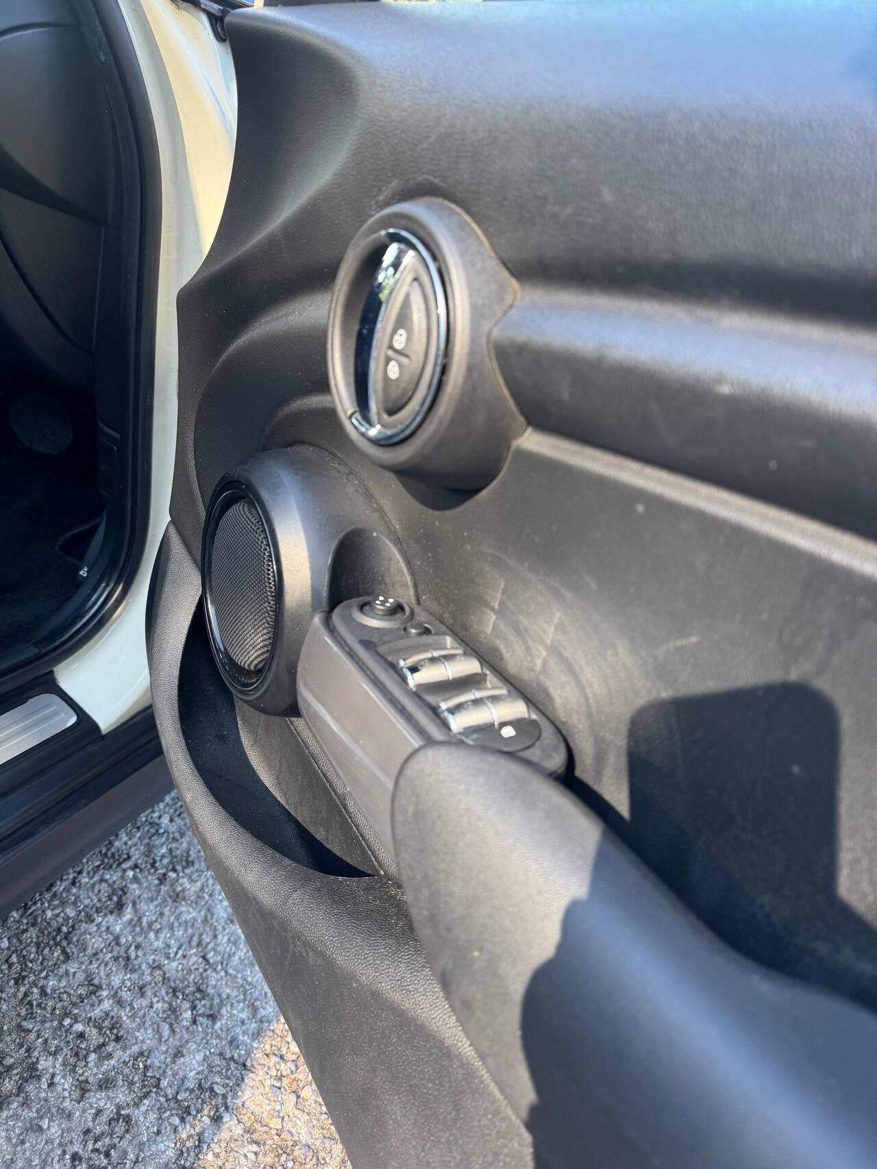 MINI Hatch 1.5 Cooper Classic Steptronic EURO 6 (s/s) 5dr