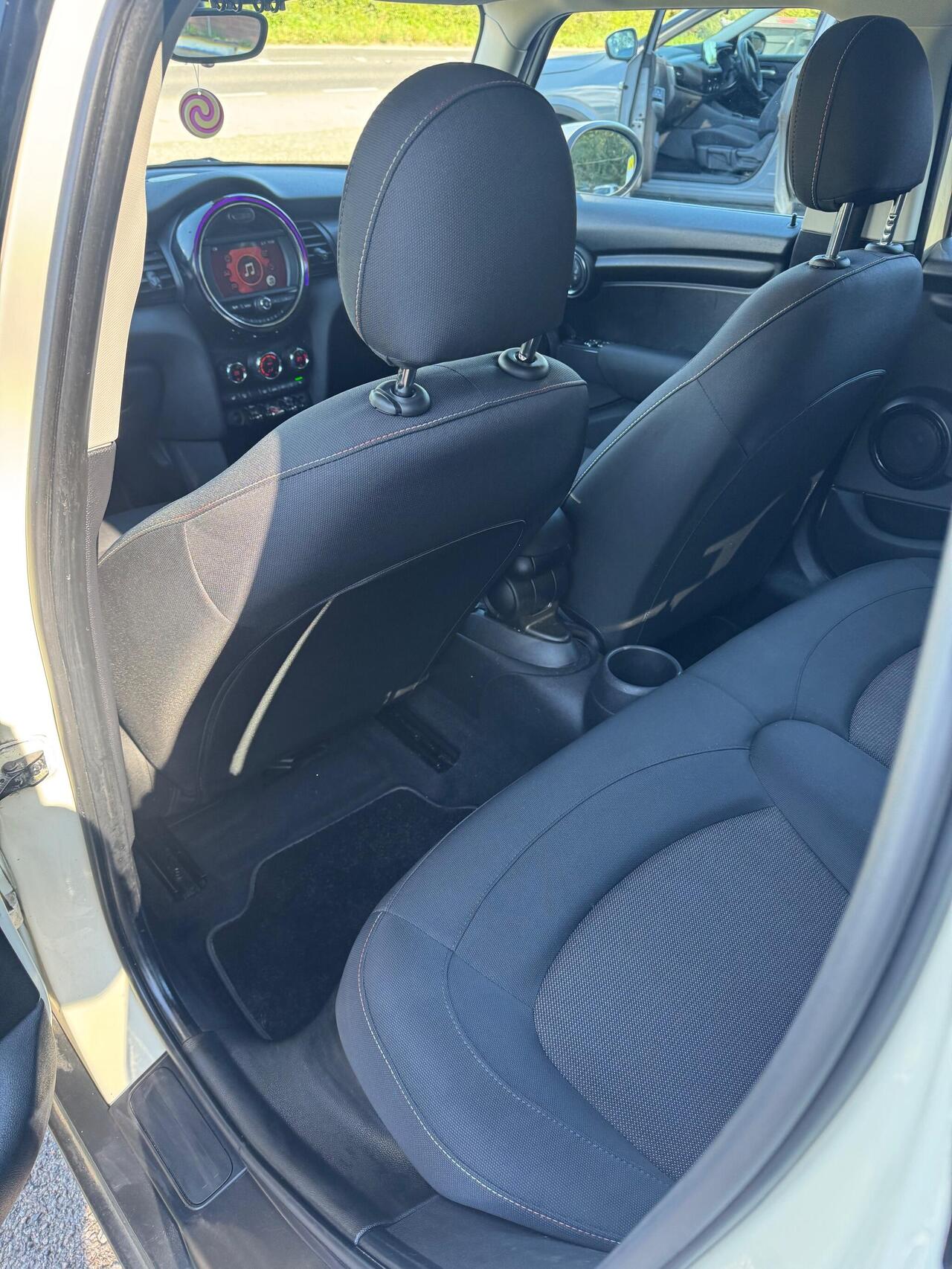 MINI Hatch 1.5 Cooper Classic Steptronic EURO 6 (s/s) 5dr