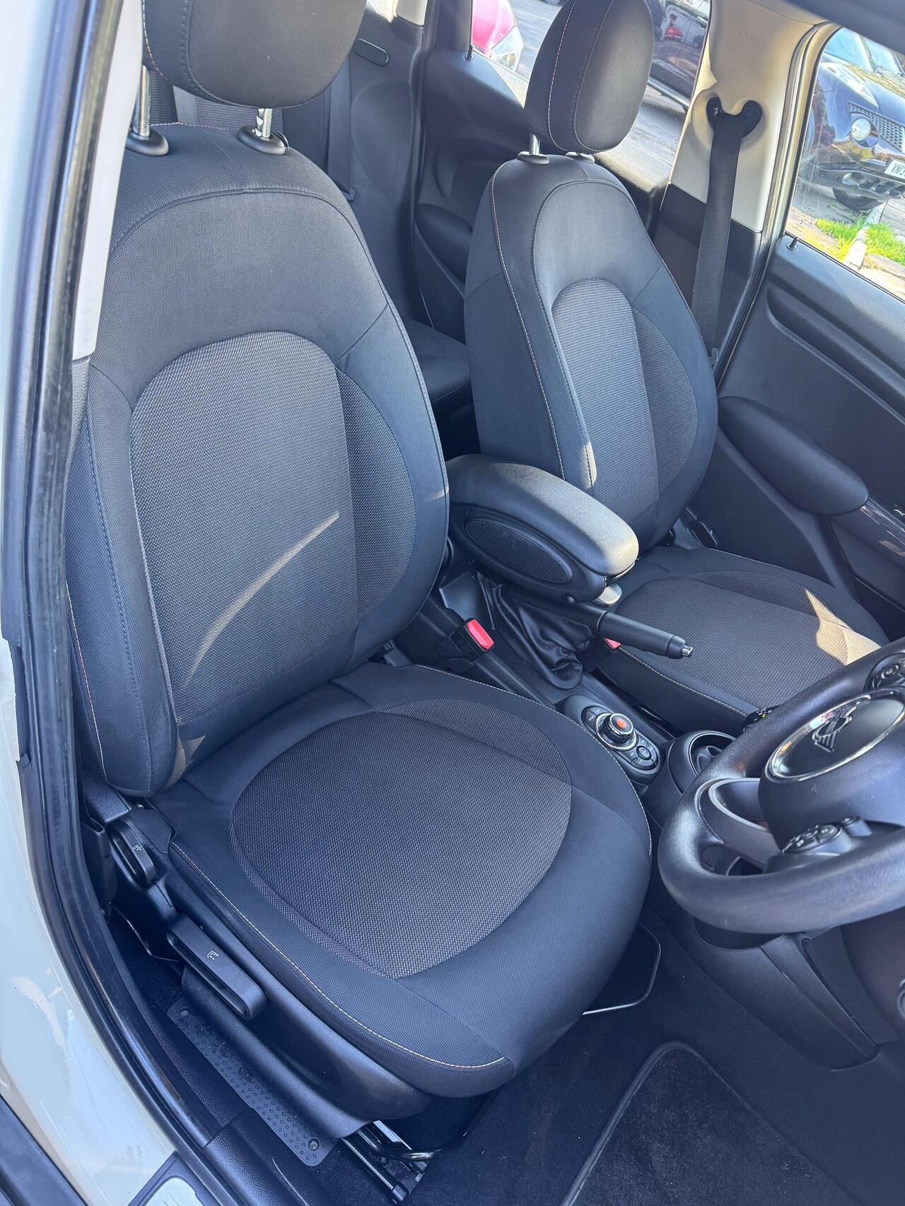 MINI Hatch 1.5 Cooper Classic Steptronic EURO 6 (s/s) 5dr