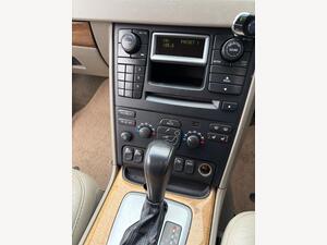 Volvo XC90 2.4 D5 SE Geartronic AWD 5dr