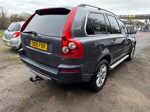 Volvo XC90 2.4 D5 SE Geartronic AWD 5dr