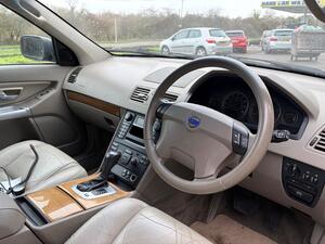 Volvo XC90 2.4 D5 SE Geartronic AWD 5dr