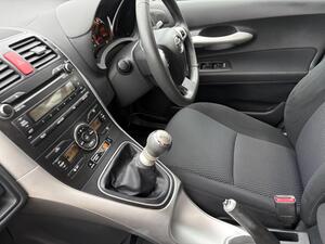 Toyota Auris 1.6 V-Matic TR EURO 5 5dr