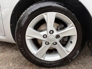 Toyota Auris 1.6 V-Matic TR EURO 5 5dr