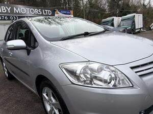Toyota Auris 1.6 V-Matic TR EURO 5 5dr