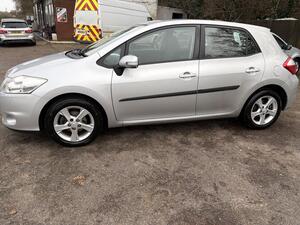 Toyota Auris 1.6 V-Matic TR EURO 5 5dr
