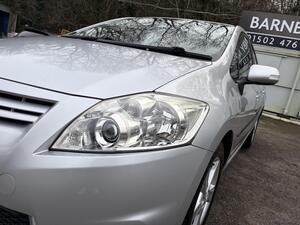 Toyota Auris 1.6 V-Matic TR EURO 5 5dr