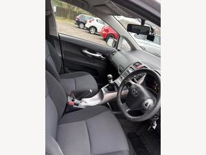 Toyota Auris 1.6 V-Matic TR EURO 5 5dr