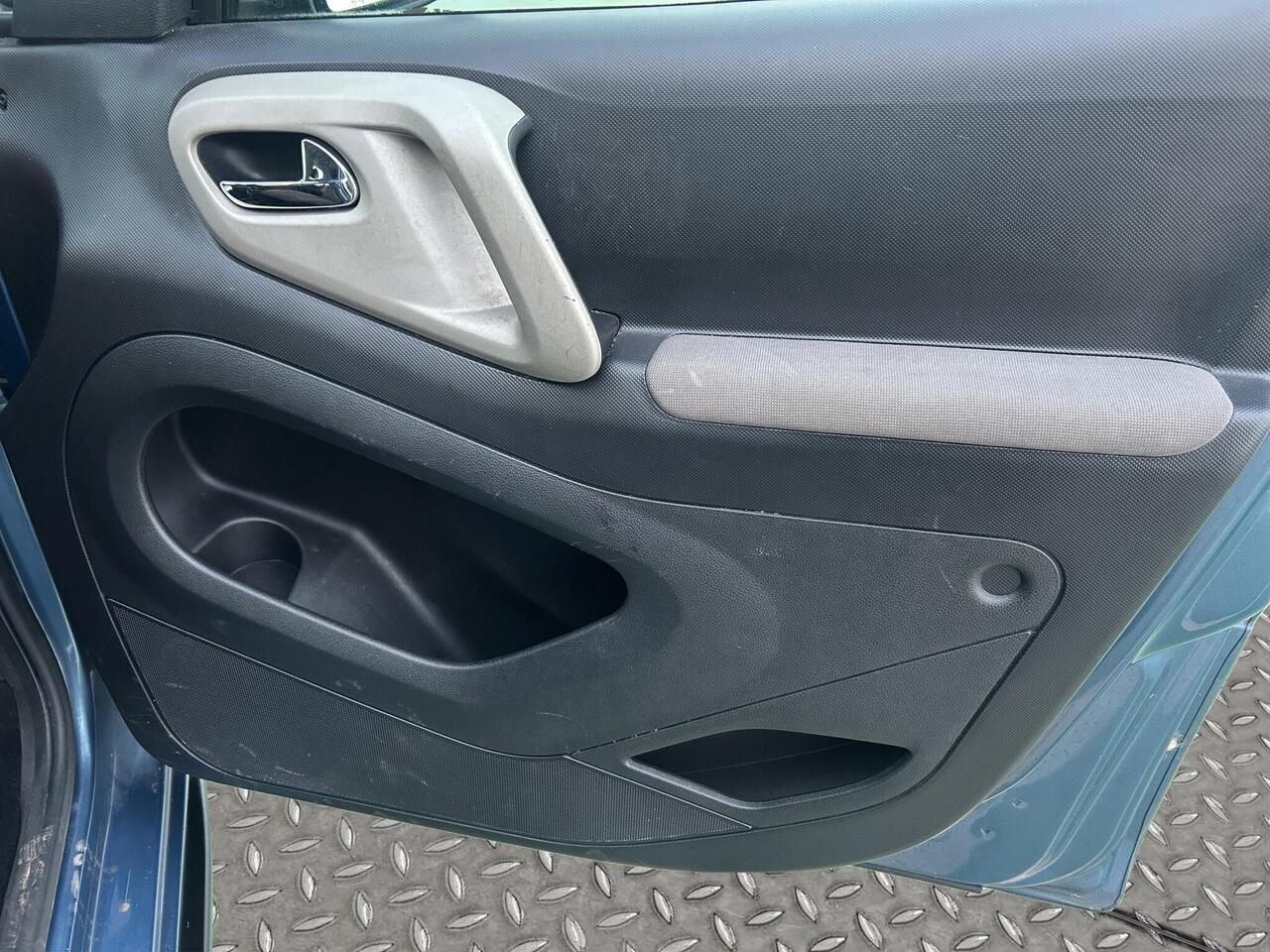 Peugeot Partner Tepee 1.6 HDI Tepee Outdoor 5dr