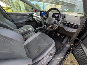Volkswagen ID.4 Pro Performance 77kWh Life Auto 5dr