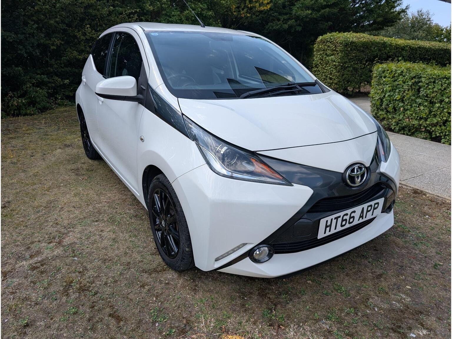 Toyota AYGO 1.0 VVT-i x-style Euro 6 5dr