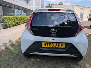 Toyota AYGO 1.0 VVT-i x-style Euro 6 5dr