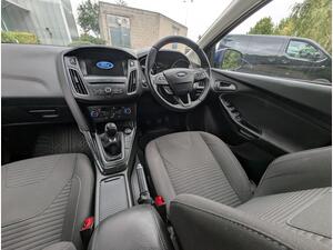 Ford Focus 1.0T EcoBoost Titanium Euro 6 (s/s) 5dr