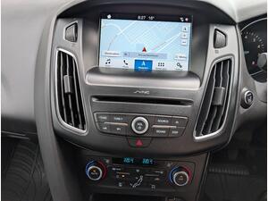 Ford Focus 1.0T EcoBoost Titanium Euro 6 (s/s) 5dr