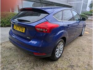 Ford Focus 1.0T EcoBoost Titanium Euro 6 (s/s) 5dr