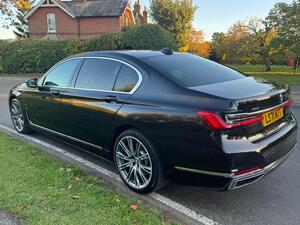 BMW 7 Series 3.0 745Le 12kWh AUTO xDrive EURO 6 (s/s) 4dr